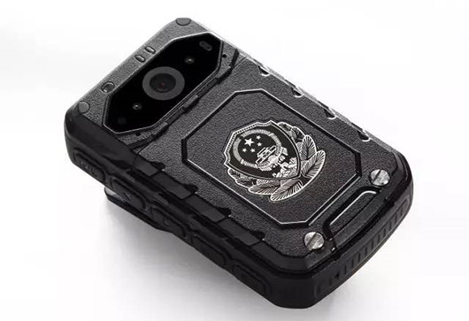 MT100移動執(zhí)法終端